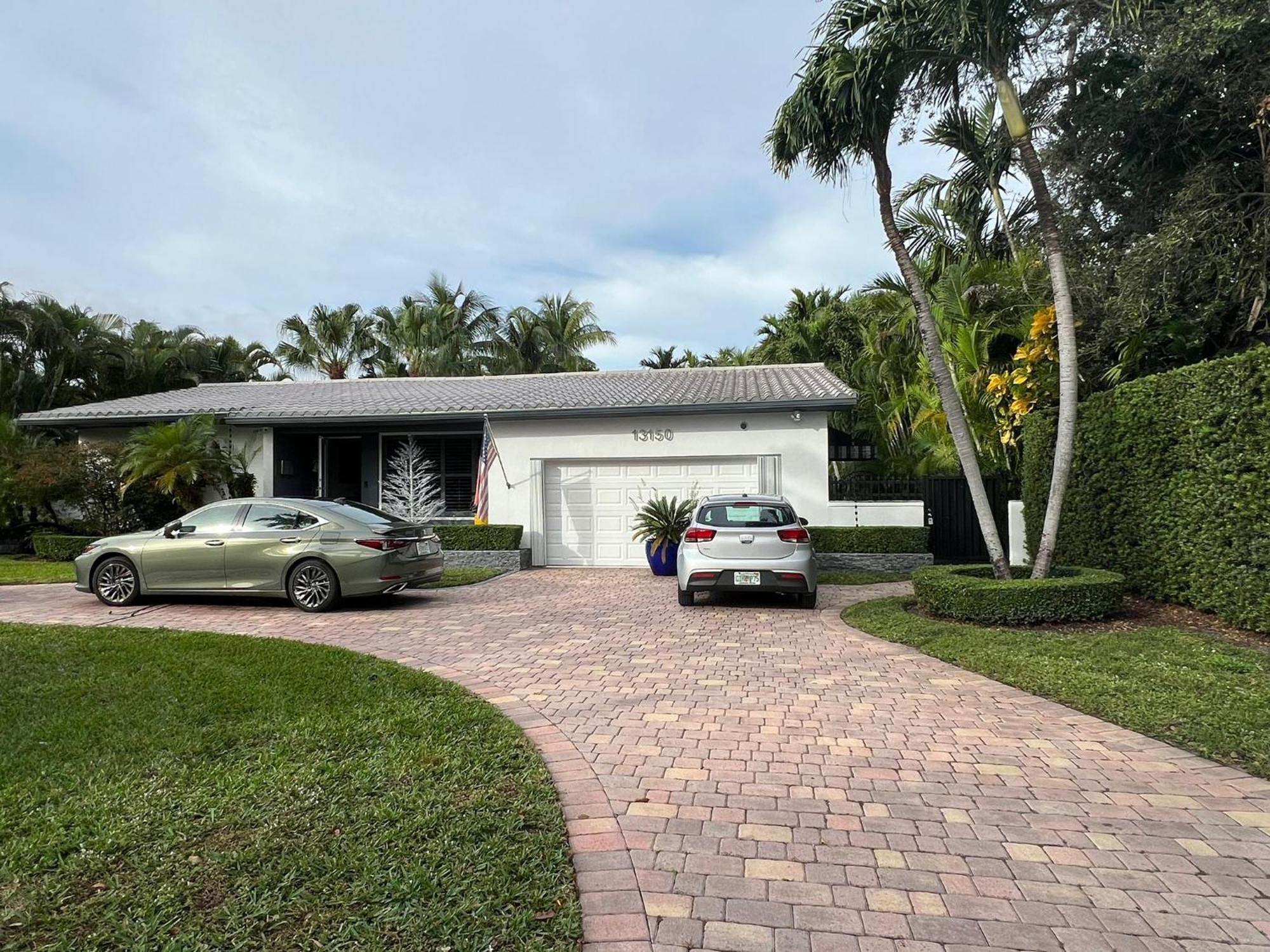 Villa Guilla North Miami Exterior photo